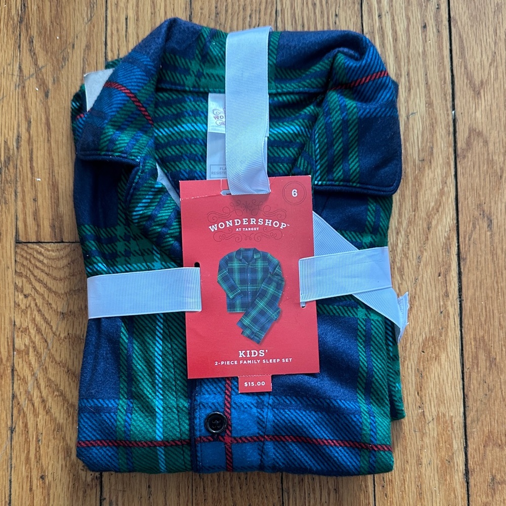 Wondershop Kids Blue and Green Plaid Sleepwear NEW size 6 soft plaid